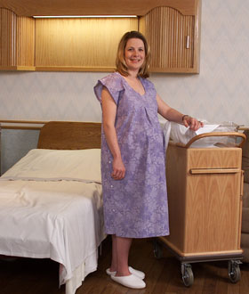 Nursing Gown and Robe -  Canada